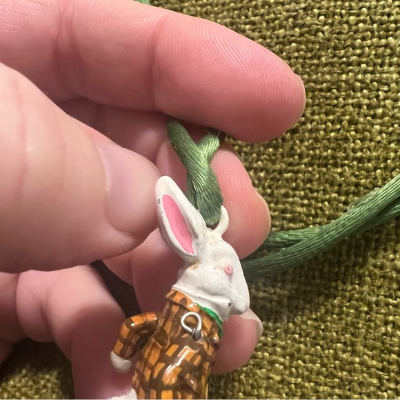 Hantel Vintage Victorian Alice In Wonderland Miniature Pendant Jointed Moving - Picture 3 of 9